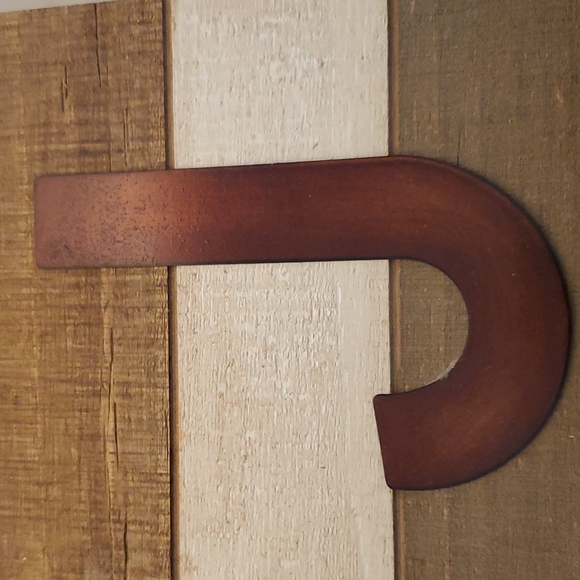 "J" Rustic sign - Picture 5 of 5
